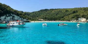 10 Best Beaches For Remote Workers In The World